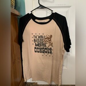 Two2Fly Beige and Black Top